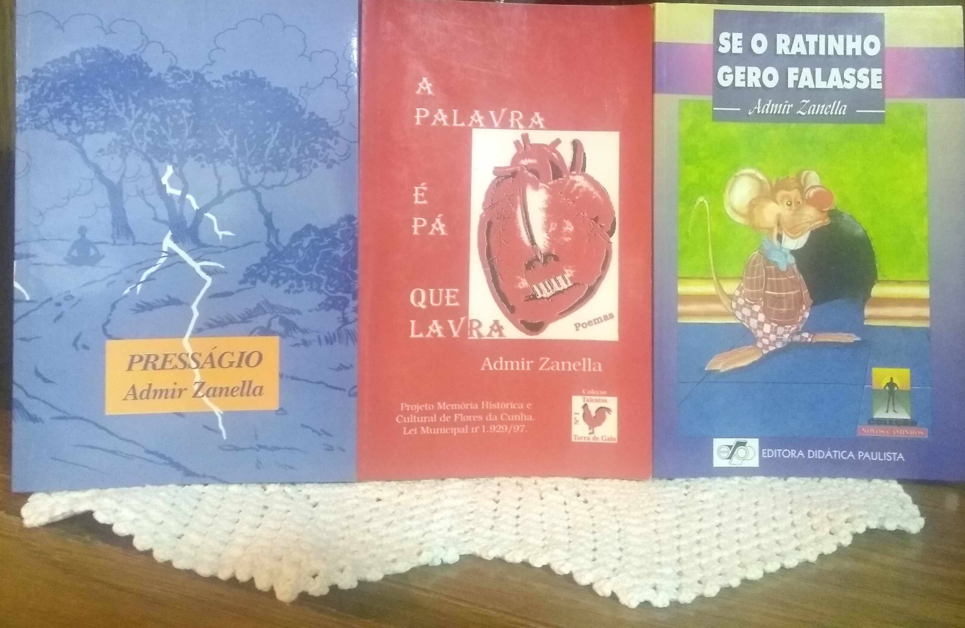 os-3-primeiros-livros.jpg